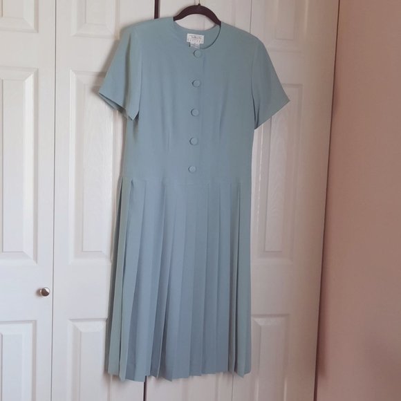 Talbots Petites Pleated Midi / Maxi Short-Sleeve Light Blue Dress Size 8P - Picture 1 of 4